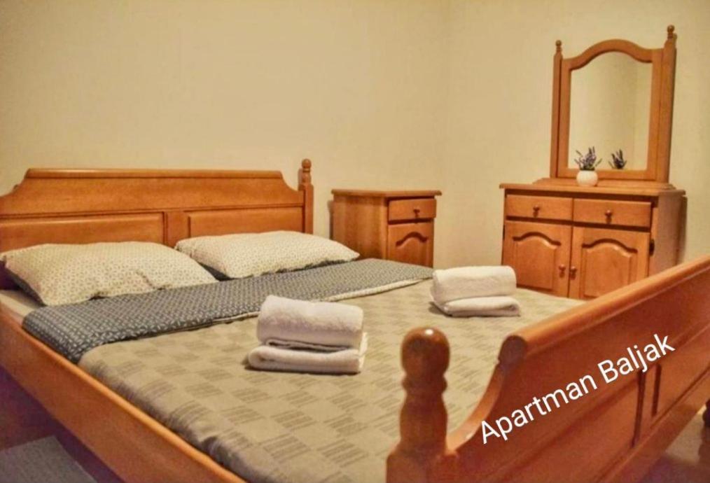 ליבנו Apartman Baljak מראה חיצוני תמונה