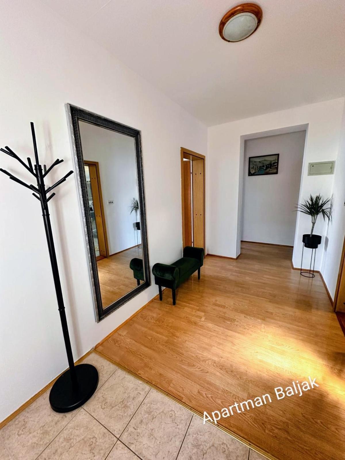 ליבנו Apartman Baljak מראה חיצוני תמונה