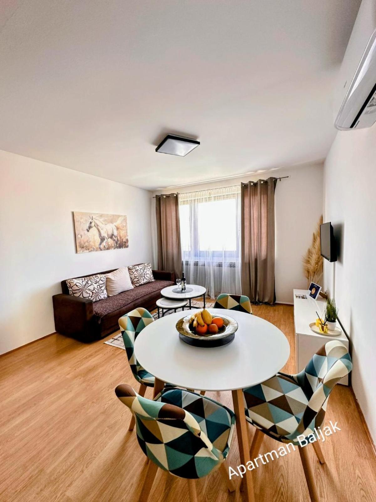 ליבנו Apartman Baljak מראה חיצוני תמונה